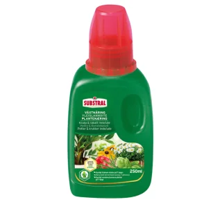 Substral Universal växtnäring 250 ml